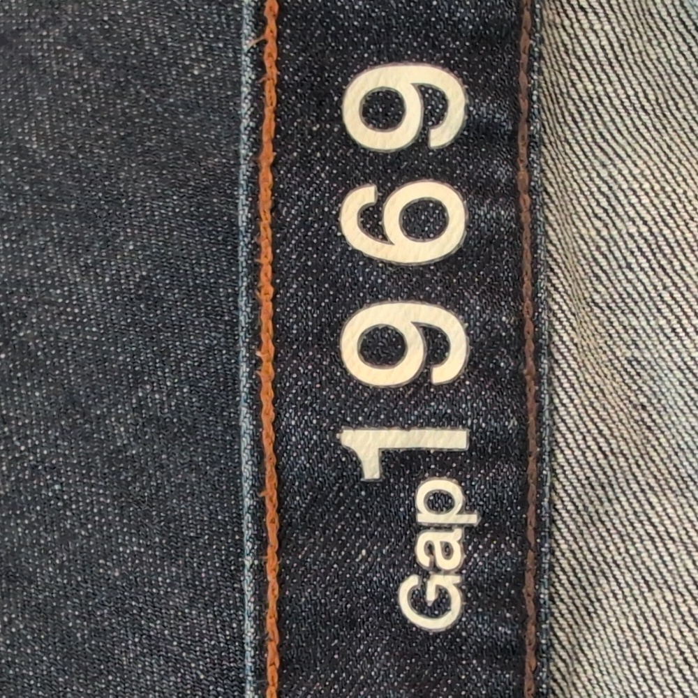 Gap Sexy Boyfriend Jeans - Picture 6 of 6